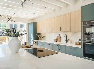 Properties for sale in Thornton Road - SW19 4NQ view1