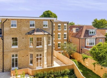 Properties for sale in Thornton Road - SW19 4NQ view1