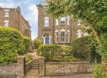 Properties for sale in Thurlow Road - NW3 5PP view1