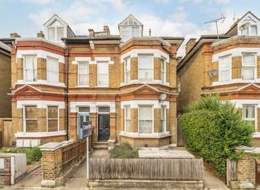 Properties for sale in Tierney Road - SW2 4QH view1