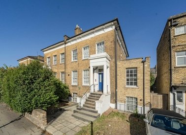 Properties for sale in Tollington Road - N7 6PG view1