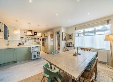 Properties for sale in Topsham Road - SW17 8SP view1
