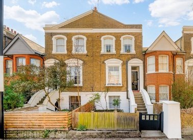 Properties for sale in Tottenham Road - N1 4EA view1