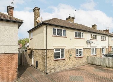 Properties sold in Townholm Crescent - W7 2NA view1