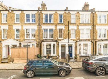 Properties for sale in Tradescant Road - SW8 1XD view1