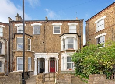 Properties for sale in Tremlett Grove - N19 5LA view1