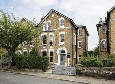 Properties for sale in Tressillian Road - SE4 1YD view1