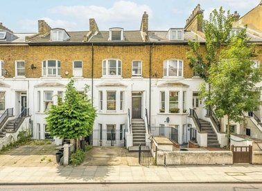 Properties for sale in Trinity Road - SW17 7SQ view1