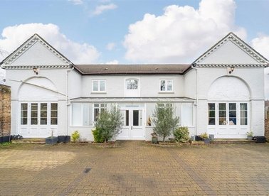 Properties for sale in Twickenham Road - TW11 8AN view1