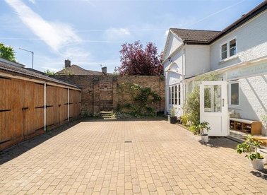 Properties for sale in Twickenham Road - TW11 8AN view1