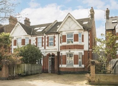 Properties for sale in Twyford Avenue - W3 9PY view1