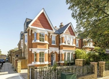 Properties for sale in Twyford Avenue - W3 9QA view1