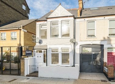 Properties for sale in Undine Street - SW17 8PP view1