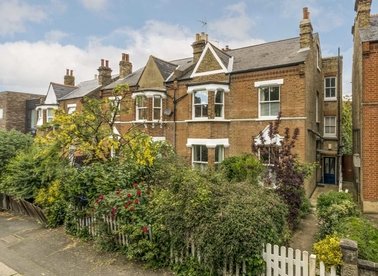 Properties for sale in Upland Road - SE22 0DP view1