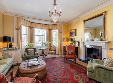 Properties for sale in Upper Phillimore Gardens - W8 7HA view1