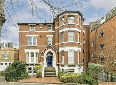 Properties for sale in Upper Richmond Road - SW15 6ST view1