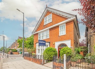 Properties for sale in Upper Richmond Road West - SW14 7JN view1