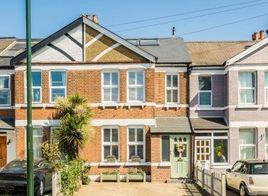 Properties for sale in Upper Sunbury Road - TW12 2DL view1
