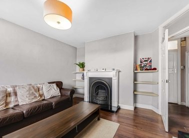 Properties for sale in Upper Tooting Road - SW17 7PA view1