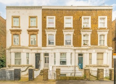 Properties for sale in Uxbridge Road - W12 9DT view1