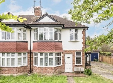Properties for sale in Vale Crescent - SW15 3PN view1
