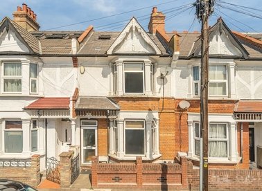 Properties for sale in Valnay Street - SW17 8PS view1