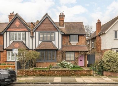 Properties for sale in Vanbrugh Fields - SE3 7TZ view1