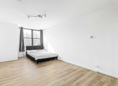 Properties for sale in Vauxhall Bridge Road - SW1V 2TH view1