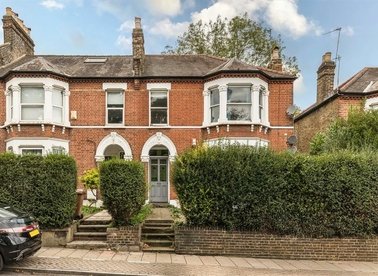 Properties for sale in Verdant Lane - SE6 1LJ view1
