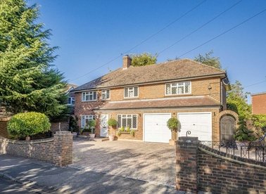 Properties for sale in Vereker Drive - TW16 6HQ view1