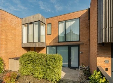 Properties for sale in Villiers Mews - SW9 9PJ view1