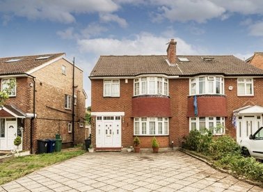 Properties sold in Vyner Road - W3 7LY view1