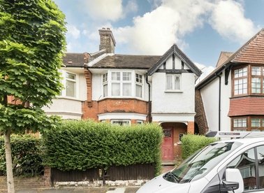 Properties for sale in Waldegrave Road - W5 3HT view1