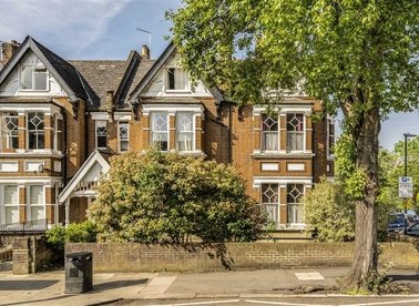 Properties for sale in Waldegrave Road - TW11 8LL view1