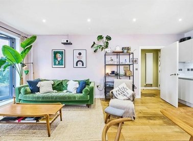 Properties for sale in Waleorde Road - SE17 1GG view1