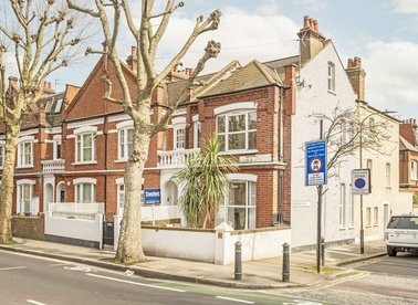 Properties for sale in Wandsworth Bridge Road - SW6 2TA view1