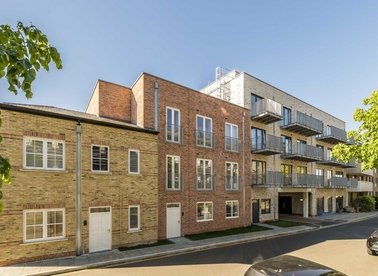 Properties for sale in Warwick Road - W5 5PT view1
