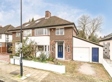 Properties for sale in Wavertree Road - SW2 3SL view1