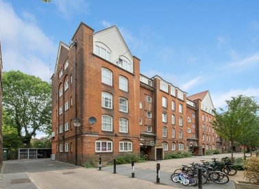 Properties for sale in Wedmore Street - N19 4RE view1