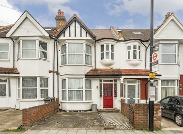 Properties for sale in Wellington Road South - TW4 5JT view1