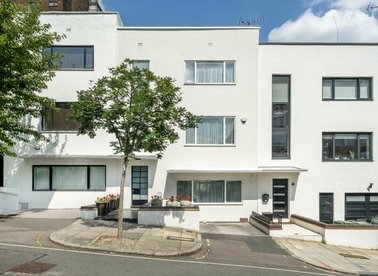 Properties for sale in Wells Rise - NW8 7LH view1