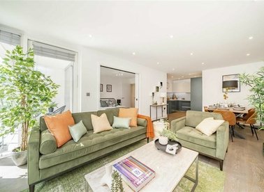 Properties for sale in Wenlock Road - N1 7FA view1