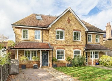 Properties for sale in Wensleydale Road - TW12 2LP view1