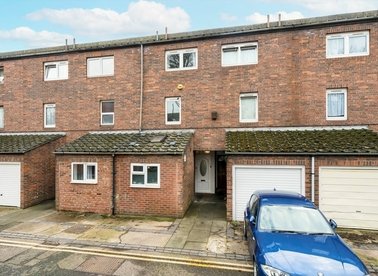Properties for sale in Westacott Close - N19 3LF view1