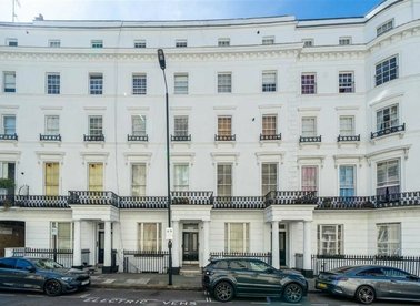 Properties for sale in Westbourne Crescent - W2 3DB view1