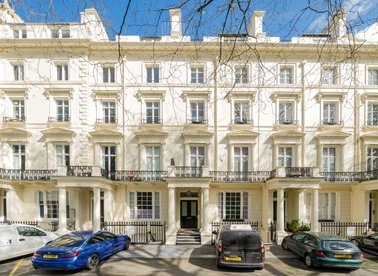 Properties for sale in Westbourne Terrace - W2 3UR view1