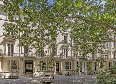 Properties for sale in Westbourne Terrace - W2 6QT view1
