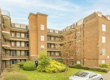 Properties for sale in Western Avenue - W5 1EY view1