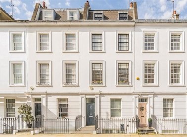 Properties for sale in Westmoreland Terrace - SW1V 4AG view1