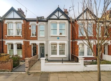 Properties for sale in Weston Road - W4 5NJ view1
